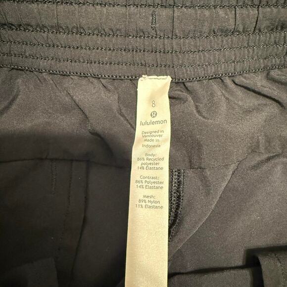 Lululemon speed up shorts athleisure - Picture 2 of 3
